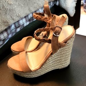 Woman wedge sandals